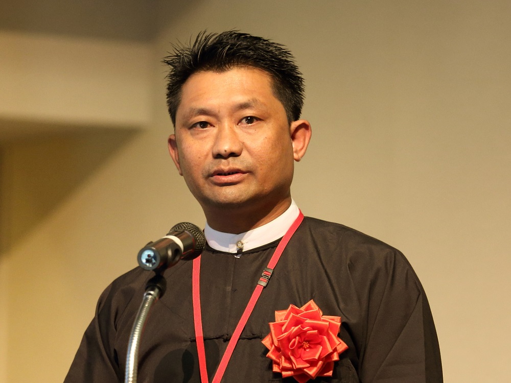 Dr. Min AUNG